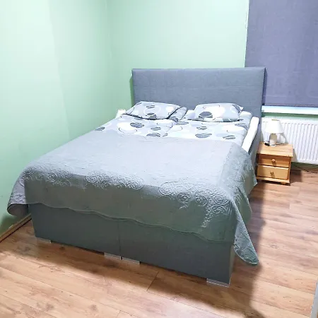 Apartment Bright And Cozy Center 1 Bedroom Ap, Free Parking!