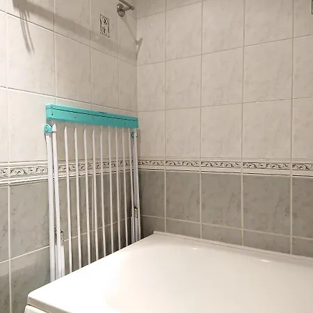 Bright And Cozy Center 1 Bedroom Ap, Free Parking! Apartman Tallinn