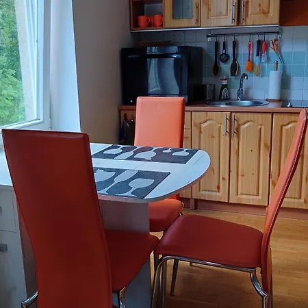 Bright And Cozy Center 1 Bedroom Ap, Free Parking! * تالين