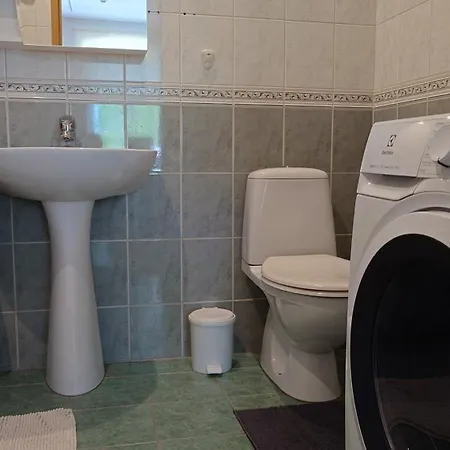 Bright And Cozy Center 1 Bedroom Ap, Free Parking! Apartman