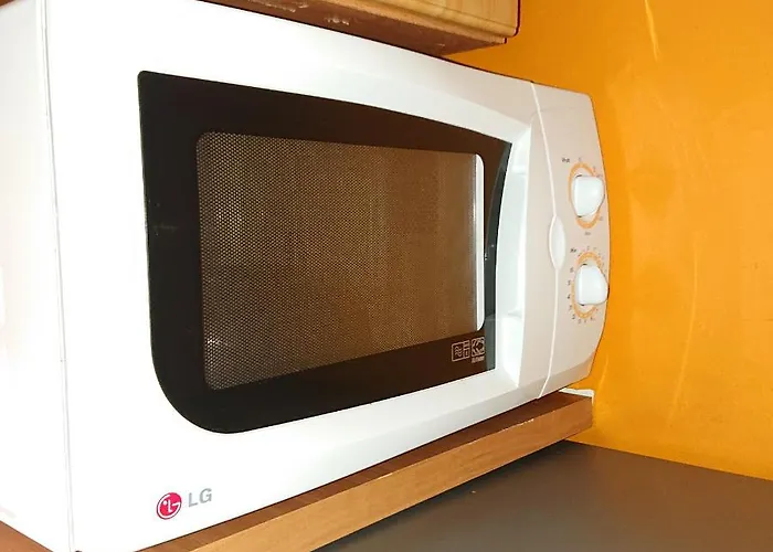 Bright And Cozy Center 1 Bedroom Ap, Free Parking! 公寓 *